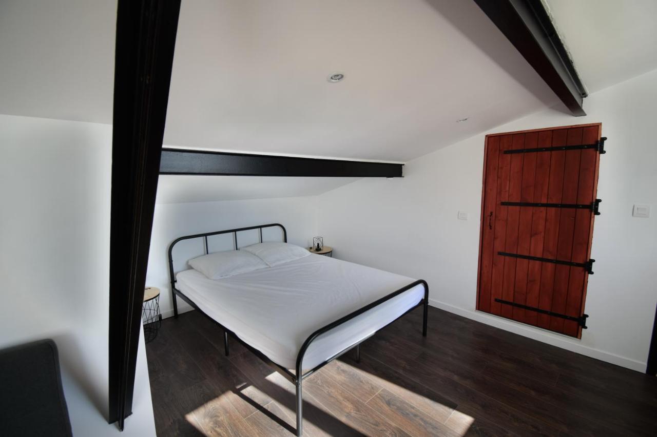 Appartement Industriel A 50 M De La Et Du Port Mèze